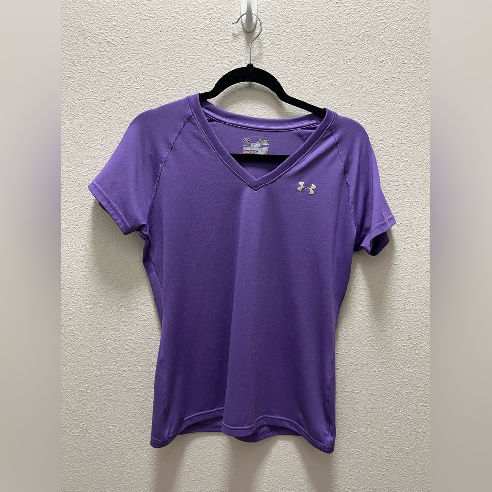 Under Armour Semi‎ Fitted Tee Shirt
